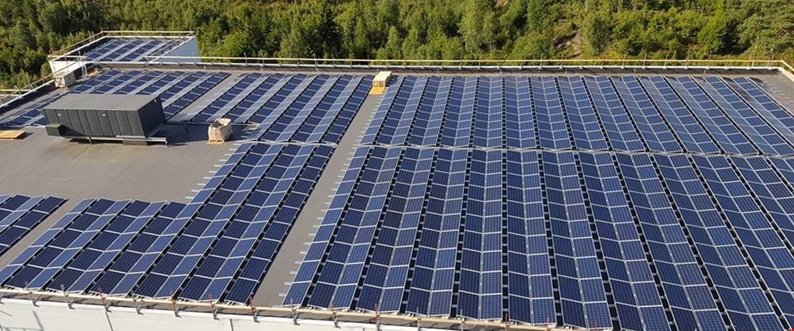Åpner Norges nest største solcelleanlegg